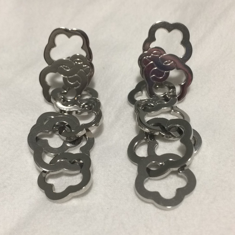 Swatch silver stud flower earrings